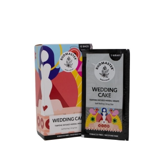 01492 - BUDMASTER BLUNT WRAPS WEDDING CAKE